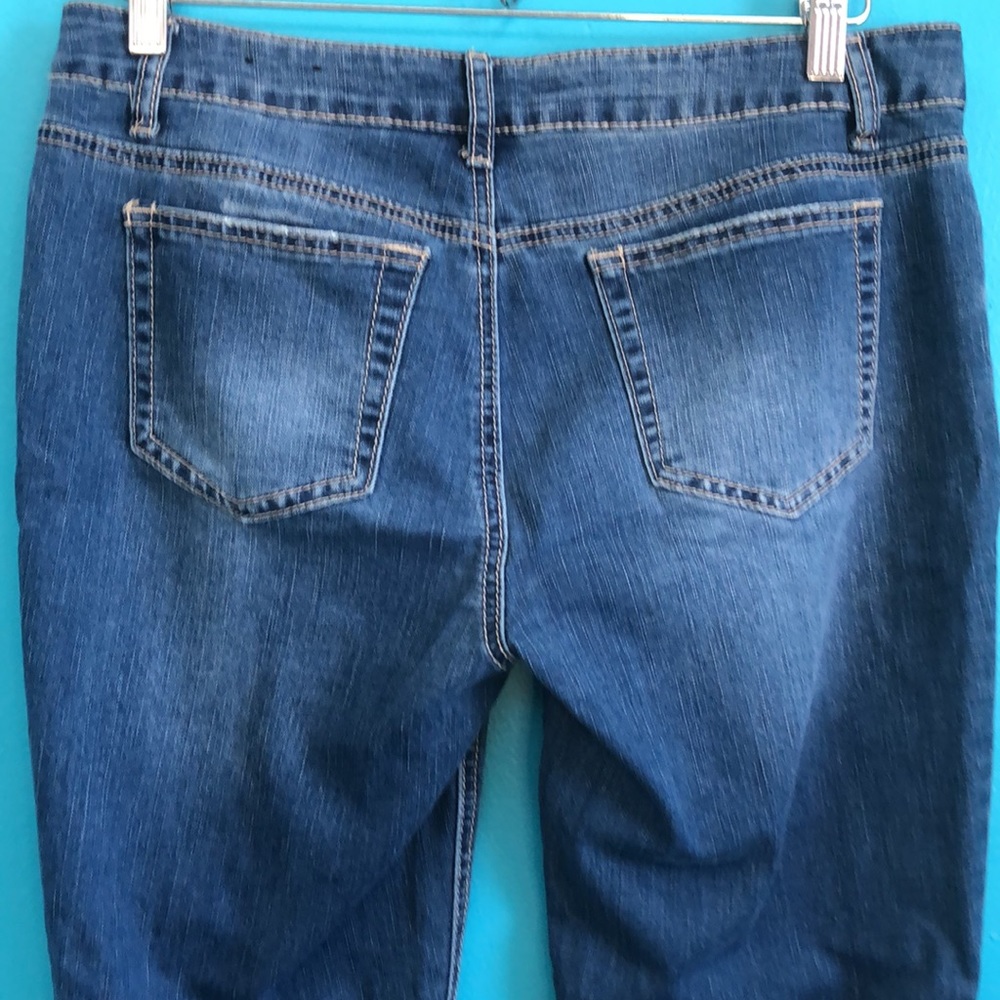 Embroidered Floral Jeans Boho Festival Straight Leg Size 6 Baccini - Picture 9 of 16